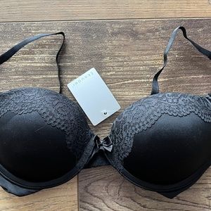 Ekouaer Pushup Bra- NWT